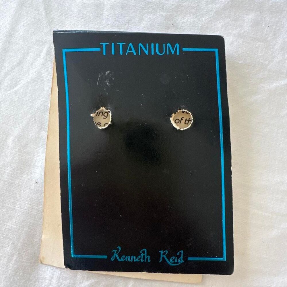 Kenneth Reid Men's Titanium Bolo Tie - Picture 5 of 5